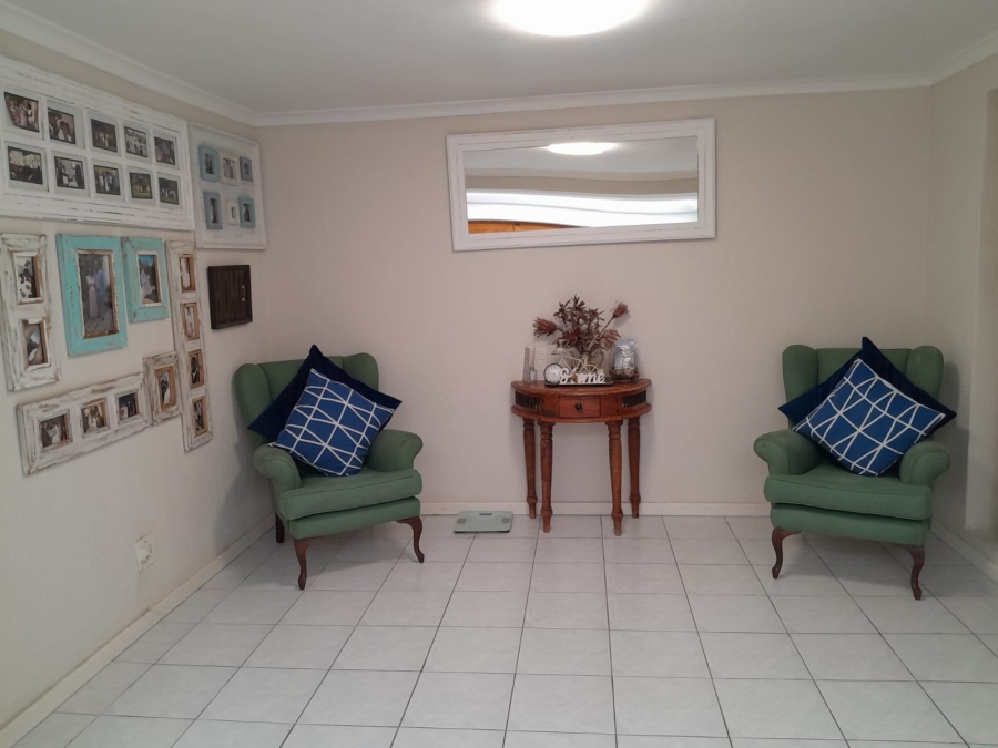 To Let 3 Bedroom Property for Rent in Summerstrand Eastern Cape